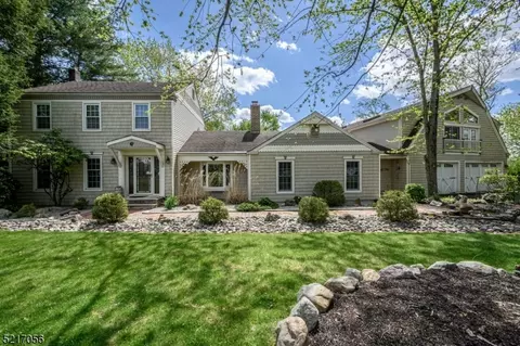 6 Fieldstone Way, Readington Twp, NJ 08889