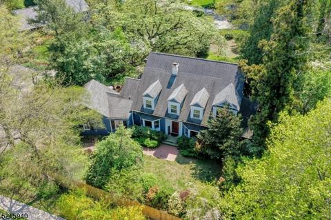 6 Driftway St, Chatham Twp, NJ 07928