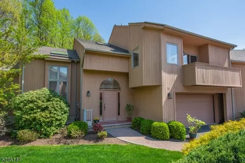 14 Robinhood Dr, Mountain Lakes, NJ 07046