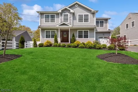 121 La Grande Ave, Fanwood, NJ 07023