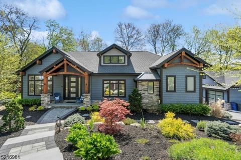 299 Lakeview Ave, Ringwood, NJ 07456