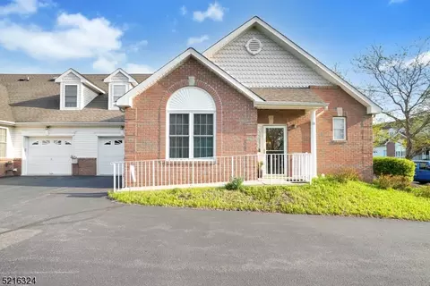 3 Joseph Dr #3, Flemington, NJ 08822
