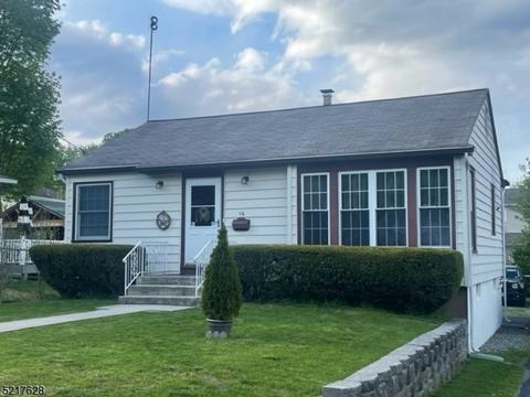 16 Elm St, Butler, NJ 07405
