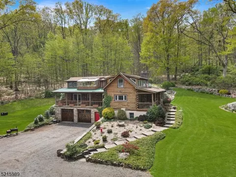 315 Teetertown Rd, Califon, NJ 07830