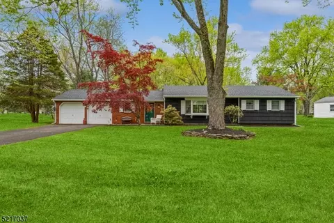 1369 Spur Ct, Bridgewater, NJ 08807