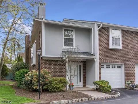 318 Main St #33, Madison, NJ 07940