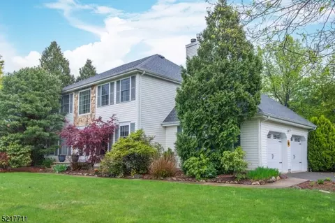 4 Watson Way, Mount Olive, NJ 07836