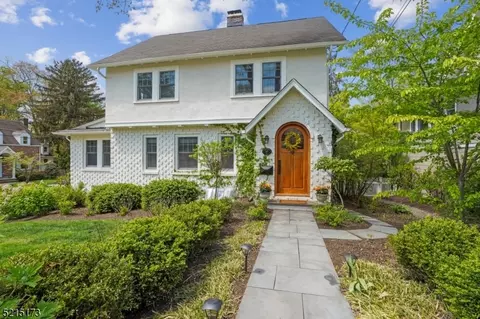 27 John Glenn Rd, Morristown, NJ 07960