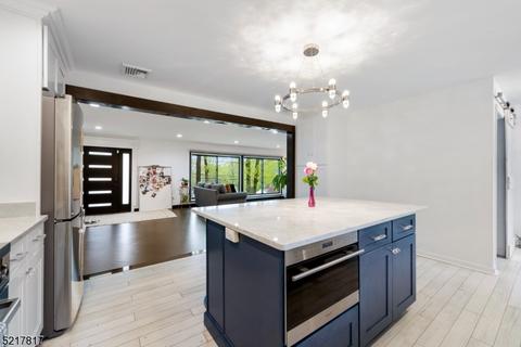 105 Mandon Dr, Wayne, NJ 07470 photo 16