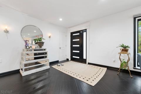 105 Mandon Dr, Wayne, NJ 07470 photo 6