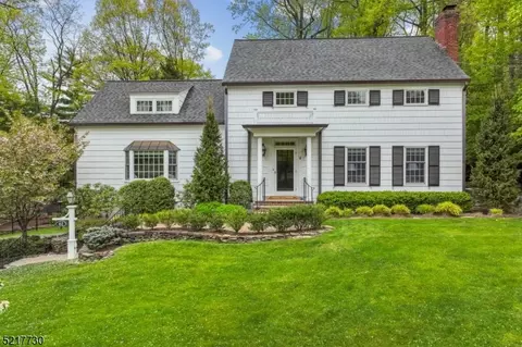 61 Gloucester Rd, Summit, NJ 07901