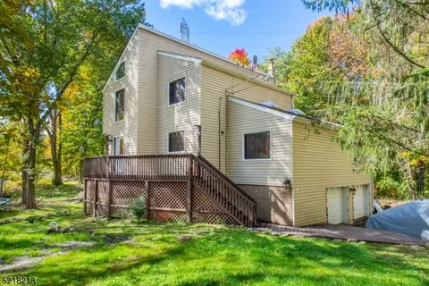 451 Glen Rd, Sparta, NJ 07871