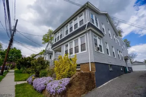 89 Hillcrest Rd, Maplewood, NJ 07040