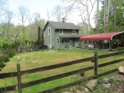 164 Musconetcong River Rd, Washington, NJ 07882