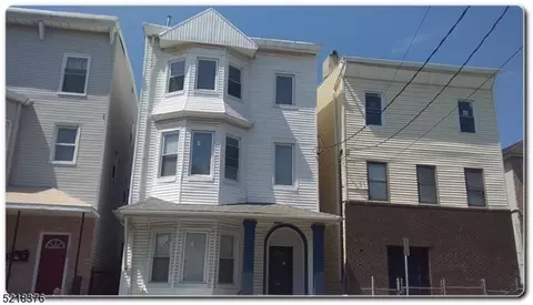 132 Pennsylvania Ave, Newark, NJ 07114