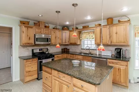 47 Alphano Rd, Independence Twp, NJ 07838