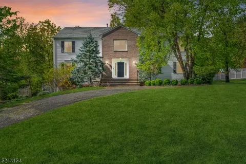 857 Bluestone Ln, Bridgewater, NJ 08807