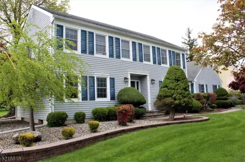 12 Valinor Rd, Hillsborough, NJ 08844