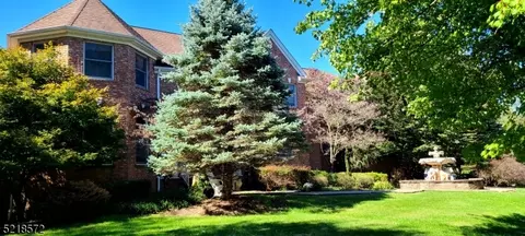 802 Atkinson Cir, Hillsborough, NJ 08844