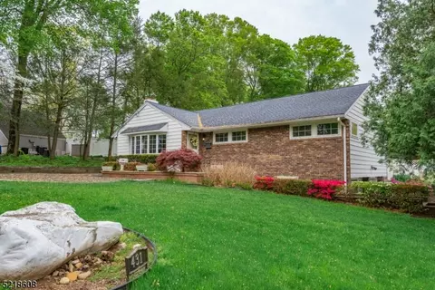 431 Washington Ave, Township Of Washington, NJ 07676