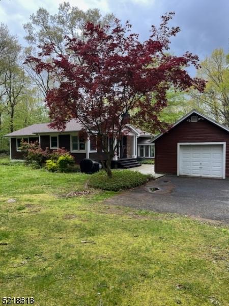 101 Drakestown Rd, Hackettstown, NJ 07840