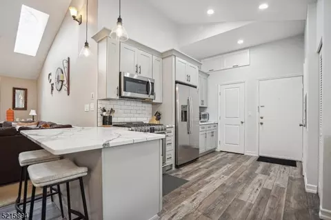 349 Bloomfield Ave #121, Verona, NJ 07044