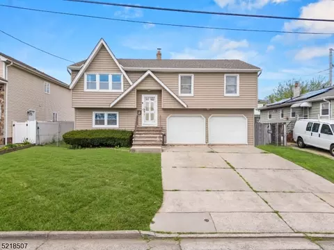 1035 Essex Ave, Linden, NJ 07036