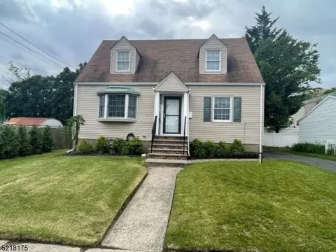94 Rooney St, Clifton, NJ 07011