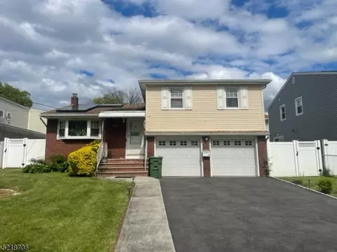 523 Chestnut St, Roselle, NJ 07203