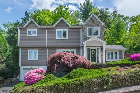 39 Macopin Ave, Riverdale, NJ 07457