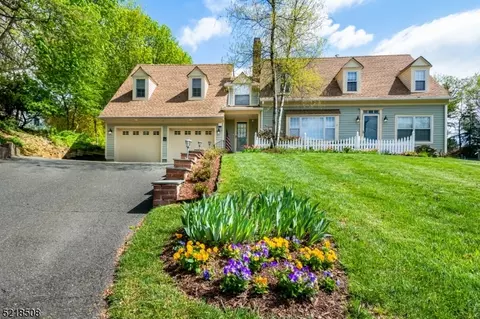 20 Lingert Ave, Clinton, NJ 08809