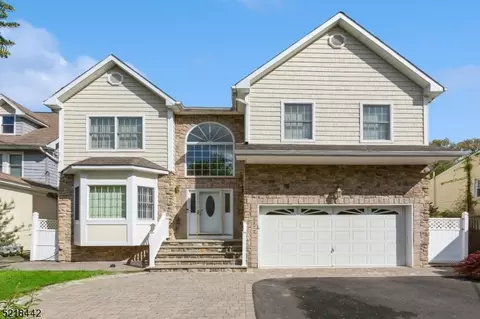 2372 Mountain Ave, Scotch Plains, NJ 07076