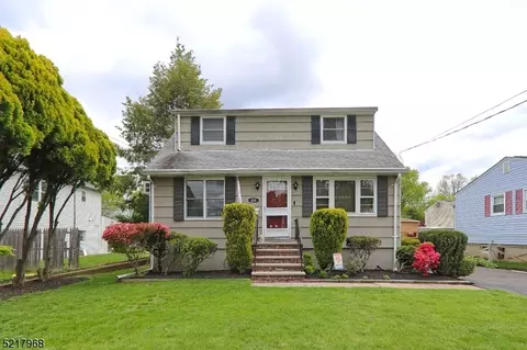 208 Second St, Middlesex, NJ 08846 photo 1