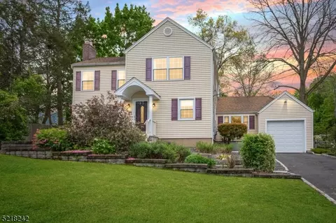 59 Madison St, Long Hill, NJ 07933