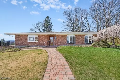 130 Glover St, Boonton, NJ 07005