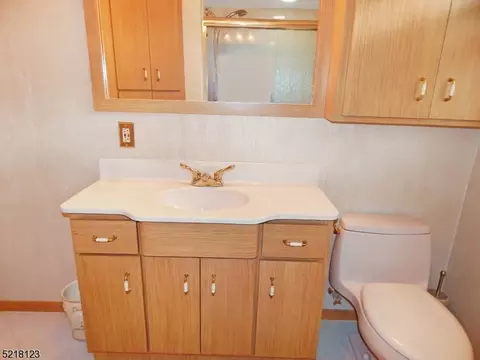 805 E Prospect St, Hackettstown, NJ 07840 photo 21