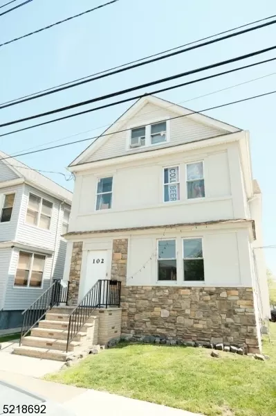 102 E Henry St, Linden, NJ 07036