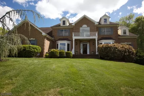 3 Palmwood Way, Warren, NJ 07059