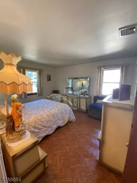 36 Comley Pl, Bloomfield, NJ 07003 photo 23