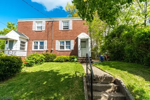544 E Milton Ave, Rahway, NJ 07065