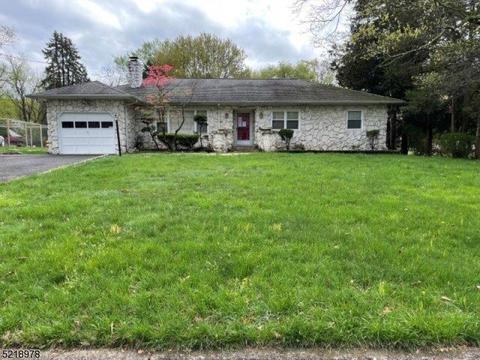 1408 S End Pkwy, Plainfield, NJ 07060