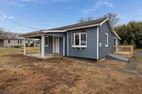 700 Riegelsville Rd, Milford, NJ 08848