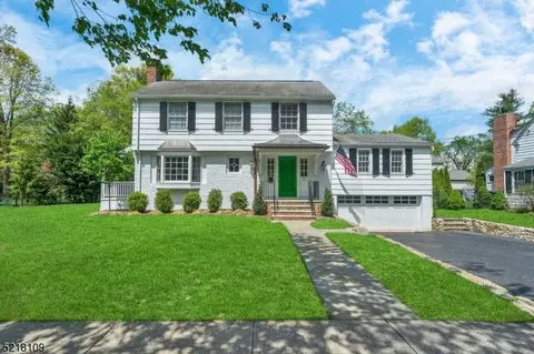 53 Dunbar St, Chatham, NJ 07928