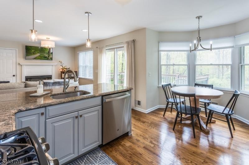  109 Oakdale Rd, Chester, NJ 07930 photo 12