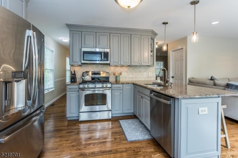  109 Oakdale Rd, Chester, NJ 07930 photo 11