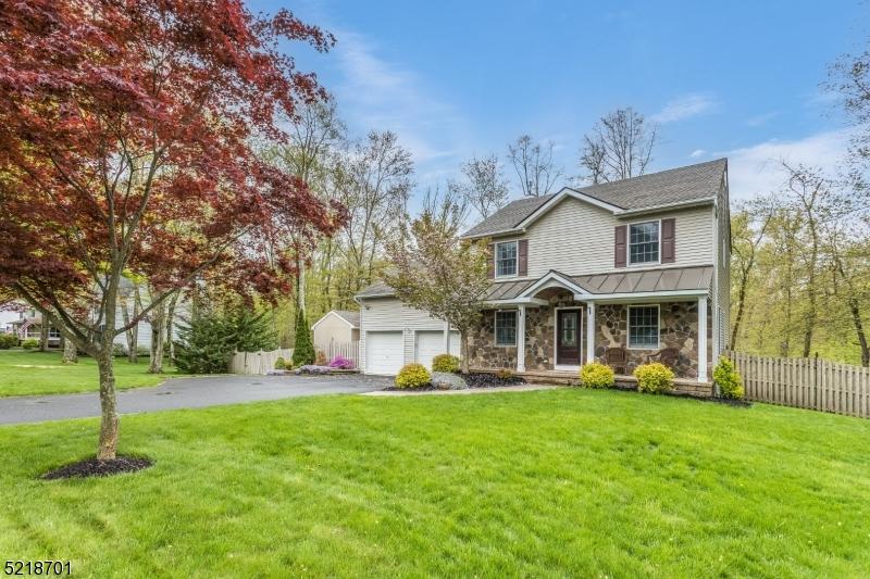  109 Oakdale Rd, Chester, NJ 07930 photo 2