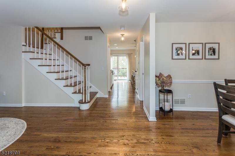  109 Oakdale Rd, Chester, NJ 07930 photo 5