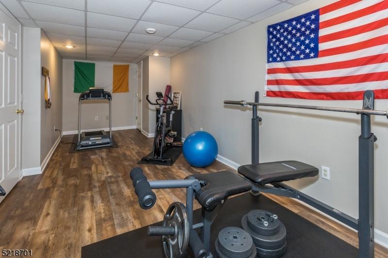  109 Oakdale Rd, Chester, NJ 07930 photo 31