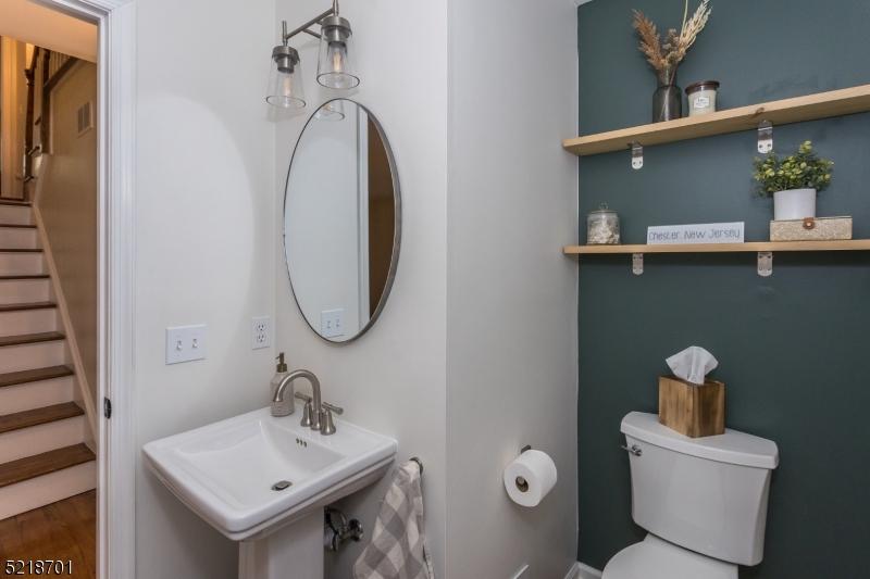  109 Oakdale Rd, Chester, NJ 07930 photo 17