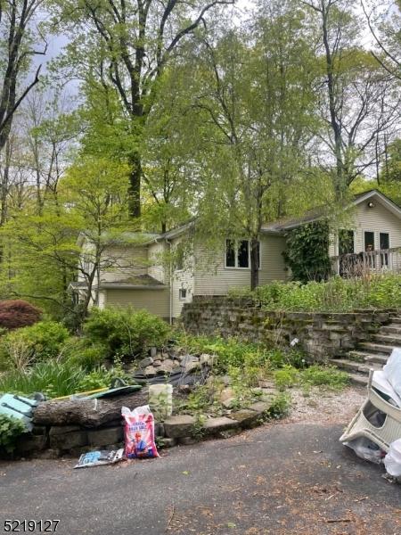 29 Estling Lake Rd, Denville, NJ 07834